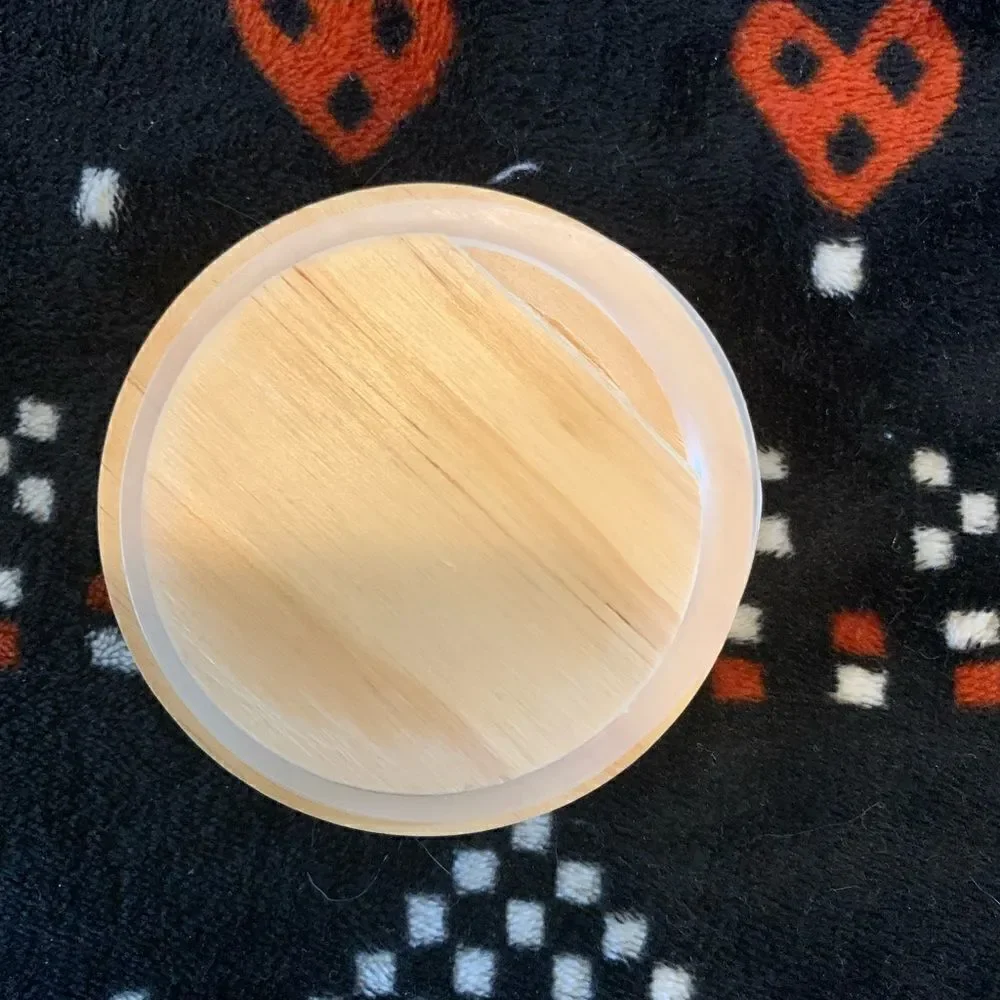 N/A glass jars